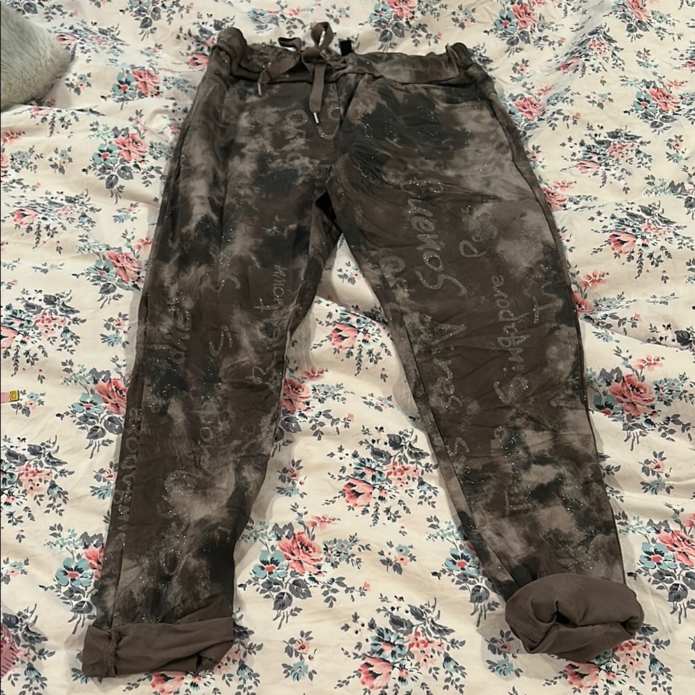 Venti6 NWOT Brown Tie-Dye Stretchy Crinkle Leggings! Adorable Size S